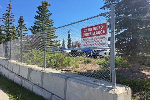 4 ft Chain Link Fence in Calgary