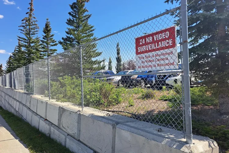 What Is the Purpose of a Construction Site Fence?